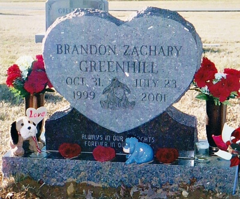 Greenhill Heart Shaped Monument with Metallic Gold Vase